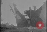 Standbild Ford Recycling von Stahl und Eisen Schiffe Dearborn Michigan USA, 1928, aus Sekunde 24 historischem Filmmaterial Videoclip 65675078284
