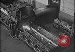Image Rolling mill in Ford Rouge River steel plant Dearborn Michigan USA, 1928, de la seconde 50 séquences d'archives historiques vidéo 65675078288