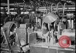 Image Ford automobile manufacturing Dearborn Michigan USA, 1928, de la seconde 16 séquences d'archives historiques vidéo 65675078290