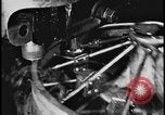 Image spoke wheel assembly Dearborn Michigan USA, 1928, de la seconde 10 séquences d'archives historiques vidéo 65675078291