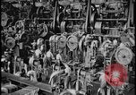 Image Ford factory car panel press machines Dearborn Michigan USA, 1928, de la seconde 17 séquences d'archives historiques vidéo 65675078292