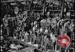 Image Ford factory car panel press machines Dearborn Michigan USA, 1928, de la seconde 24 séquences d'archives historiques vidéo 65675078292