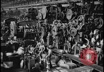 Image Ford factory car panel press machines Dearborn Michigan USA, 1928, de la seconde 39 séquences d'archives historiques vidéo 65675078292