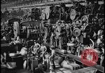 Image Ford factory car panel press machines Dearborn Michigan USA, 1928, de la seconde 40 séquences d'archives historiques vidéo 65675078292