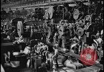 Image Ford factory car panel press machines Dearborn Michigan USA, 1928, de la seconde 41 séquences d'archives historiques vidéo 65675078292