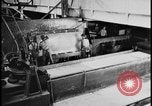Image Le nettoyage et l'assemblage automobile Dearborn Michigan USA, 1928, de la seconde 19 séquences d'archives historiques vidéo 65675078294