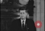Standbild John Kennedy announcing his candidacy Washington DC USA, 1960, aus Sekunde 39 historischem Filmmaterial Videoclip 65675078298