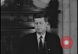 Standbild John Kennedy announcing his candidacy Washington DC USA, 1960, aus Sekunde 40 historischem Filmmaterial Videoclip 65675078298