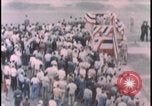 Standbild Memphis Belle Landung United States USA, 1943, aus Sekunde 9 historischem Filmmaterial Videoclip 65675078321