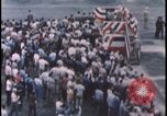 Standbild Memphis Belle Landung United States USA, 1943, aus Sekunde 10 historischem Filmmaterial Videoclip 65675078321