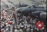 Standbild Memphis Belle Landung United States USA, 1943, aus Sekunde 51 historischem Filmmaterial Videoclip 65675078321