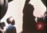 Immagine di Folla di toccare United States USA, 1943, secondo 5 filmato di repertorio 65675078326