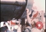 Immagine di Folla di toccare United States USA, 1943, secondo 33 filmato di repertorio 65675078326