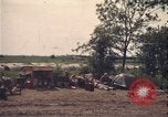Image Le personnel au sol à regarder Sky United Kingdom, 1943, de la seconde 5 séquences d'archives historiques vidéo 65675078330
