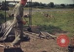 Image Le personnel au sol à regarder Sky United Kingdom, 1943, de la seconde 38 séquences d'archives historiques vidéo 65675078330