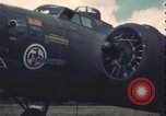 Image Bombardier B-17 Thunderbird United Kingdom, 1943, de la seconde 17 séquences d'archives historiques vidéo 65675078334