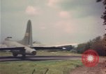 Image Bombardier B-17 United Kingdom, 1943, de la seconde 21 séquences d'archives historiques vidéo 65675078336