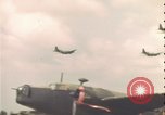 Image B-17 hanger United Kingdom, 1943, de la seconde 11 séquences d'archives historiques vidéo 65675078338
