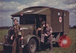 Image L'équipage de l'ambulance d'air United Kingdom, 1943, de la seconde 4 séquences d'archives historiques vidéo 65675078340