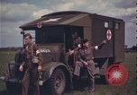 Image L'équipage de l'ambulance d'air United Kingdom, 1943, de la seconde 14 séquences d'archives historiques vidéo 65675078340