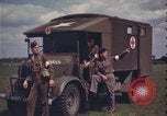 Image L'équipage de l'ambulance d'air United Kingdom, 1943, de la seconde 15 séquences d'archives historiques vidéo 65675078340