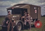 Image L'équipage de l'ambulance d'air United Kingdom, 1943, de la seconde 17 séquences d'archives historiques vidéo 65675078340