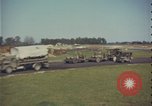Image trucks towing bombs United Kingdom, 1943, de la seconde 5 séquences d'archives historiques vidéo 65675078343