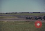 Image trucks towing bombs United Kingdom, 1943, de la seconde 26 séquences d'archives historiques vidéo 65675078343