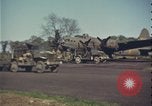 Image trucks towing bombs United Kingdom, 1943, de la seconde 36 séquences d'archives historiques vidéo 65675078343