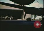 Image Silhouette bombardier B-17 United Kingdom, 1943, de la seconde 37 séquences d'archives historiques vidéo 65675078345