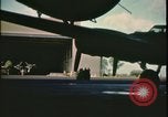 Image Silhouette bombardier B-17 United Kingdom, 1943, de la seconde 38 séquences d'archives historiques vidéo 65675078345
