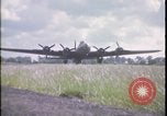 Image Bombardier B-17 Flying Fortress United Kingdom, 1943, de la seconde 7 séquences d'archives historiques vidéo 65675078346