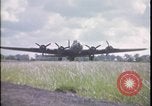 Image Bombardier B-17 Flying Fortress United Kingdom, 1943, de la seconde 9 séquences d'archives historiques vidéo 65675078346