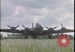 Image Bombardier B-17 Flying Fortress United Kingdom, 1943, de la seconde 23 séquences d'archives historiques vidéo 65675078346
