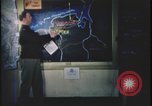 Image Présentation de la mission de bombardement agent United Kingdom, 1943, de la seconde 27 séquences d'archives historiques vidéo 65675078347