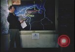 Image Présentation de la mission de bombardement agent United Kingdom, 1943, de la seconde 31 séquences d'archives historiques vidéo 65675078347