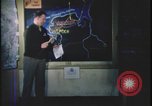 Image Présentation de la mission de bombardement agent United Kingdom, 1943, de la seconde 35 séquences d'archives historiques vidéo 65675078347