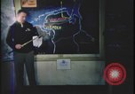 Image Présentation de la mission de bombardement agent United Kingdom, 1943, de la seconde 37 séquences d'archives historiques vidéo 65675078347