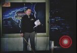 Image Présentation de la mission de bombardement agent United Kingdom, 1943, de la seconde 42 séquences d'archives historiques vidéo 65675078347