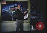 Image Présentation de la mission de bombardement agent United Kingdom, 1943, de la seconde 48 séquences d'archives historiques vidéo 65675078347