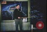 Image Présentation de la mission de bombardement agent United Kingdom, 1943, de la seconde 60 séquences d'archives historiques vidéo 65675078347