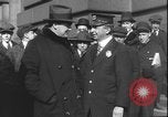 Immagine di Johann Heinrich von Bernstorff lasciando per la Germania New York United States USA, 1917, secondo 17 filmato di repertorio 65675078389