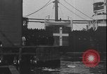 Immagine di Johann Heinrich von Bernstorff lasciando per la Germania New York United States USA, 1917, secondo 38 filmato di repertorio 65675078389