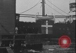 Immagine di Johann Heinrich von Bernstorff lasciando per la Germania New York United States USA, 1917, secondo 39 filmato di repertorio 65675078389