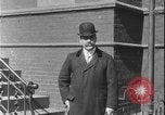 Immagine di Johann Heinrich von Bernstorff lasciando per la Germania New York United States USA, 1917, secondo 58 filmato di repertorio 65675078389