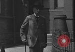 Standbild Arzt Dumba United States USA, 1915, aus Sekunde 9 historischem Filmmaterial Videoclip 65675078391