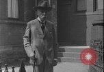 Standbild Arzt Dumba United States USA, 1915, aus Sekunde 16 historischem Filmmaterial Videoclip 65675078391