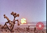 Immagine di prova della bomba atomica United States USA, 1951, secondo 21 filmato di repertorio 65675078404