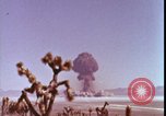 Immagine di prova della bomba atomica United States USA, 1951, secondo 33 filmato di repertorio 65675078404