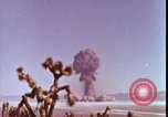 Immagine di prova della bomba atomica United States USA, 1951, secondo 37 filmato di repertorio 65675078404